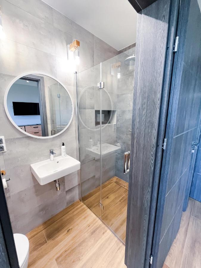 Pod Czworka Hotell Rewa Exteriör bild