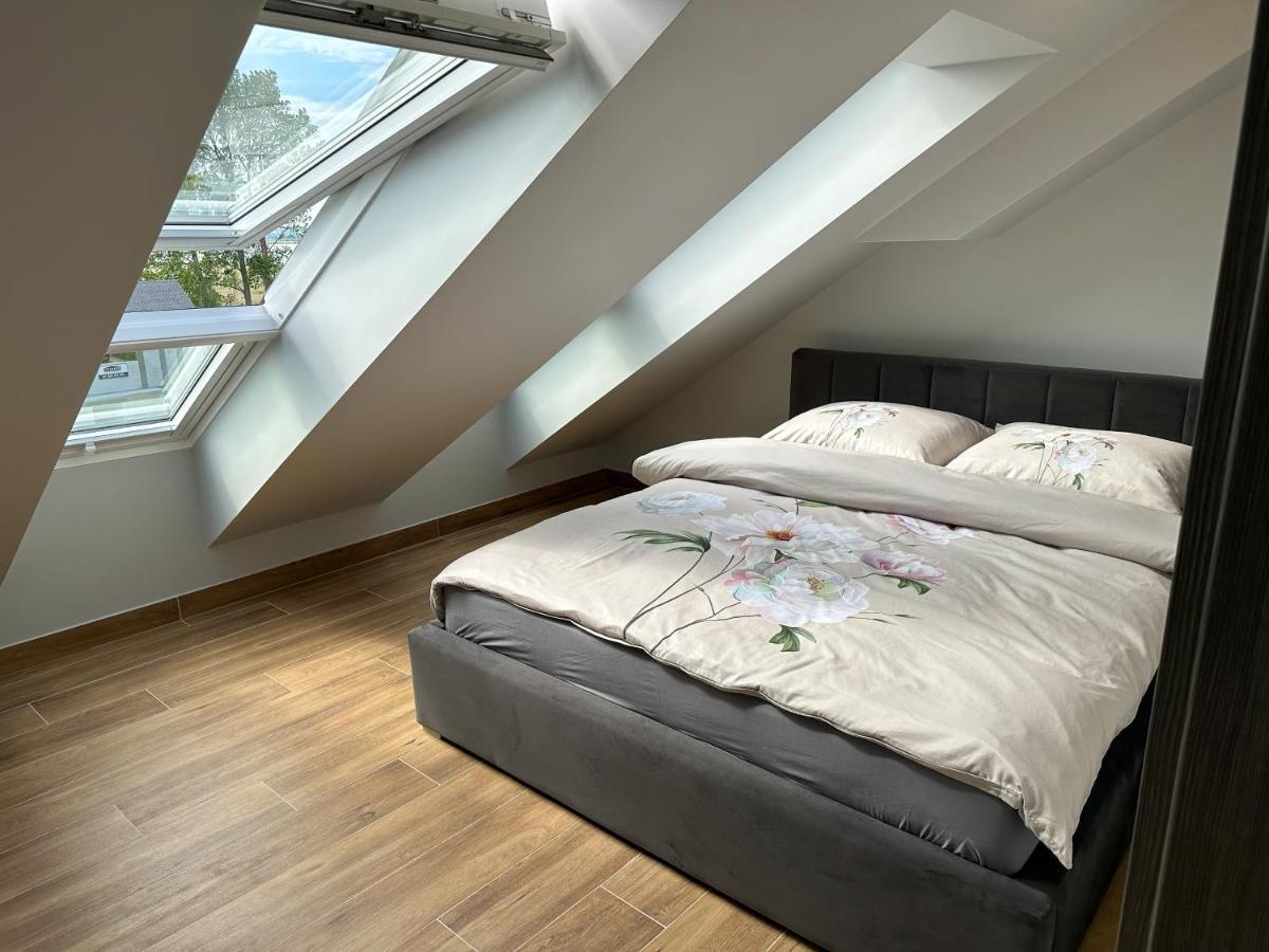 Pod Czworka Hotell Rewa Exteriör bild